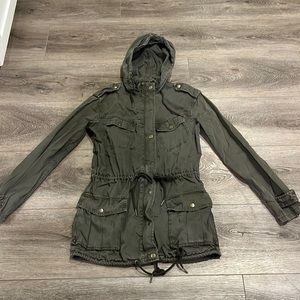 Green utility-military jacket, draw string waist and hips